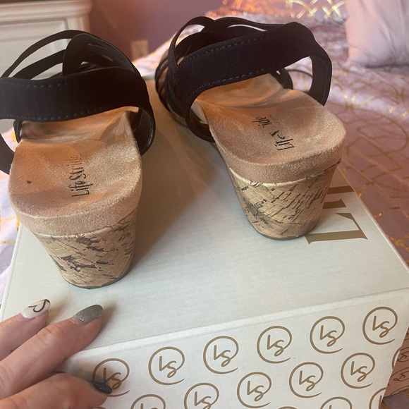 LifeStide Black Wedges Size 8 1/2 - Picture 4 of 7